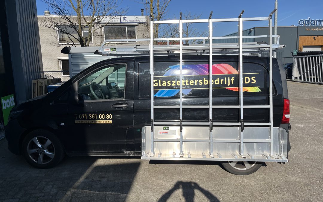 Mercedes Vito met Lansing glasresteel en Rhino pipetube – Glaszettersbedrijf BDS